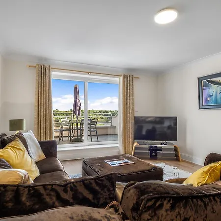 4 Harbour Heights Apartment Clifden